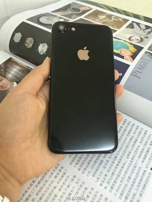 iPhone 6華強(qiáng)北爆改亮黑iPhone 7：成本百十塊