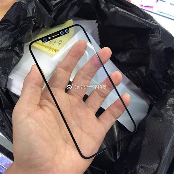 iPhone 8屏幕玻璃曝光：亮屏美如畫
