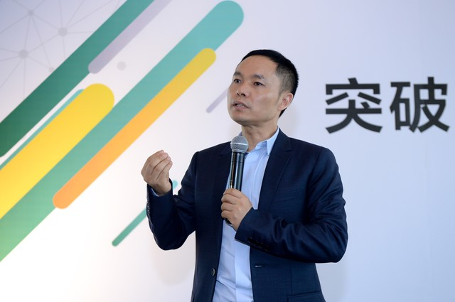 智能手機(jī)行業(yè)陷入至暗時(shí)刻 如何破局至關(guān)生死
