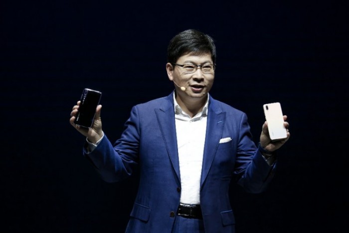 余承東：全球手機廠商只剩3家 最遲明年超越蘋果