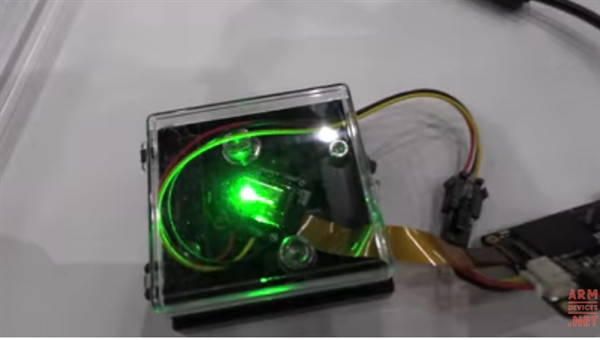國(guó)內(nèi)廠商展示全球最亮MicroLED顯示屏：100萬尼特