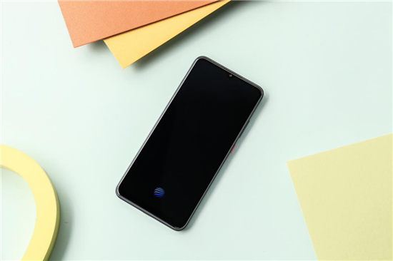 vivo Y9s美圖鑒賞：獨特的外觀設(shè)計將再次引領(lǐng)行業(yè)潮流走向